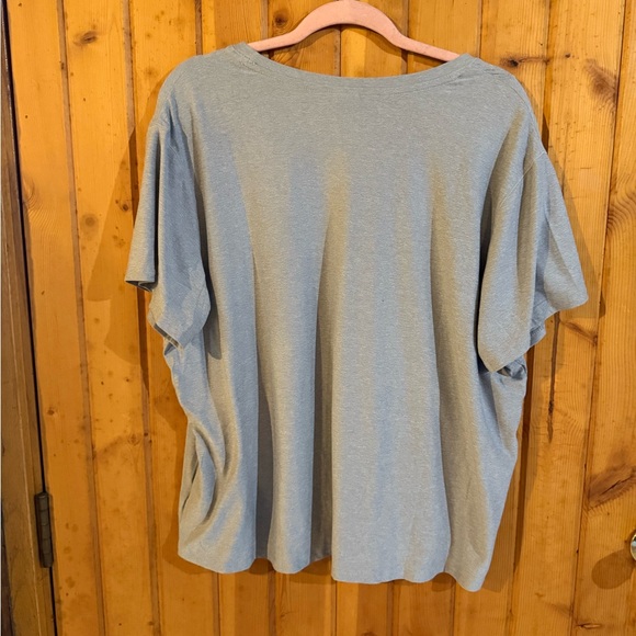 Athletic Works Light Gray Short Sleeve Tee - Picture 3 of 3